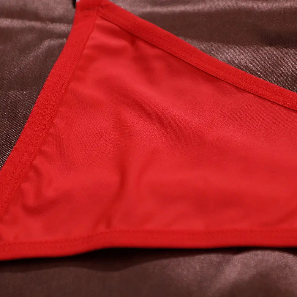 Women's red cotton thong, low-rise underwear with smooth stitching