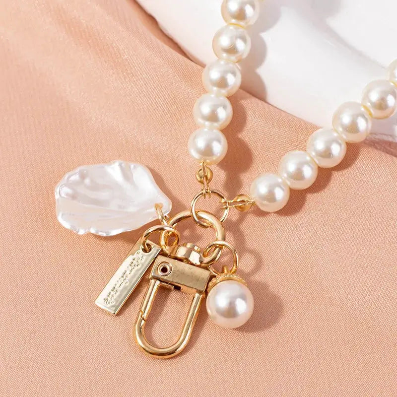Cute Pearl Keychain For Women And Girls Shiny Pearl Bead Shell Phone Bag Backpack Charm Accessory Car Key Chain Pendant