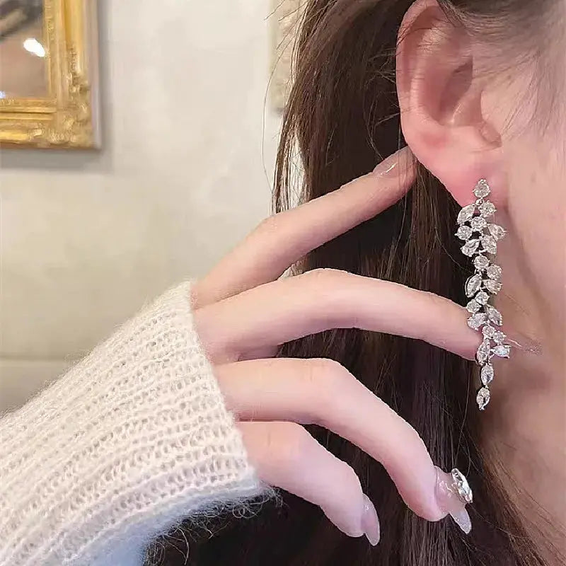 Exquisite Leaves Crystal Flower Stud Earrings For Women AAA Zircon Rose Butterfly Tassel Bridal Wedding Party Jewelry