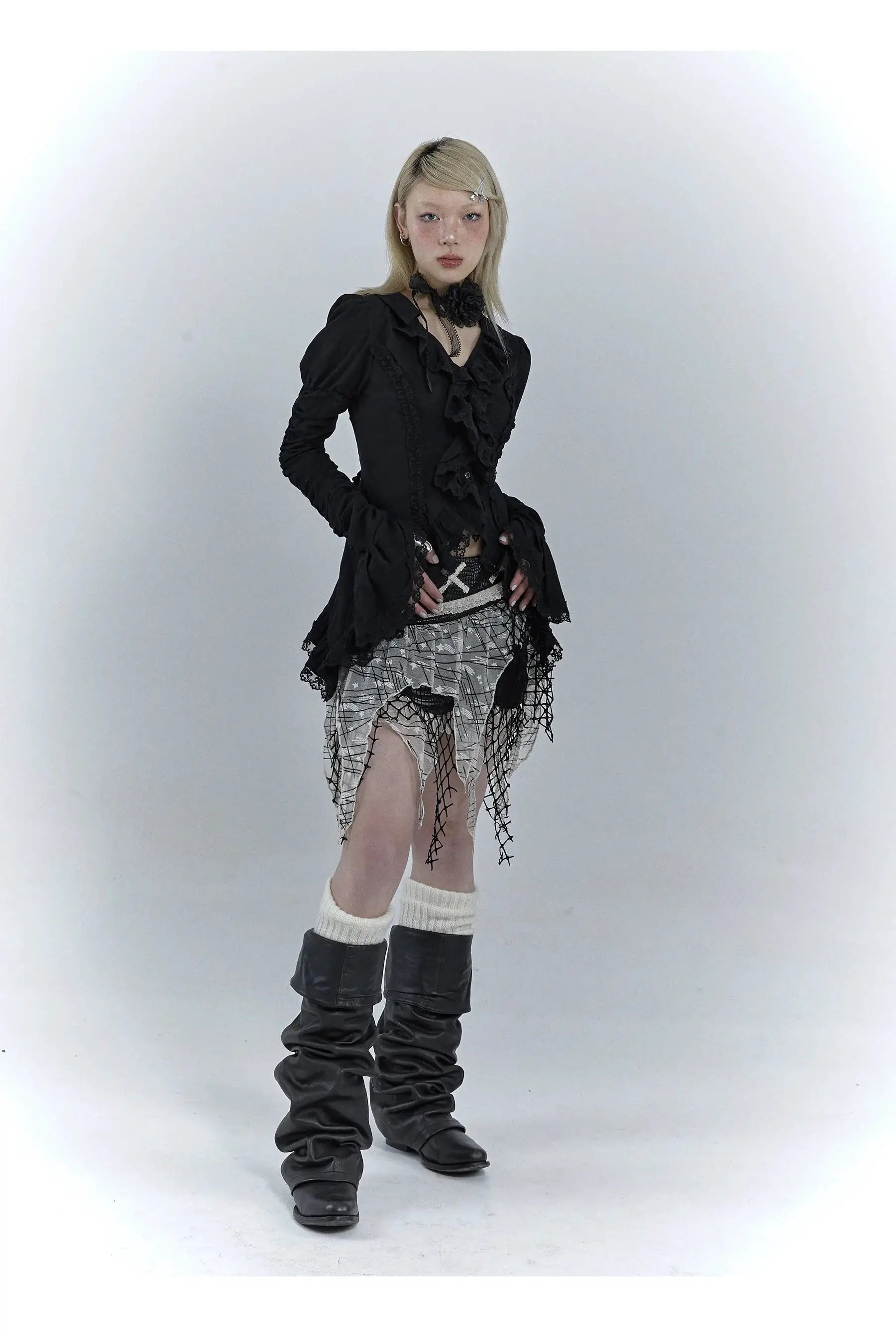 Karrcat Gothic black lace shirt by Simples Market with ruffles and long sleeves