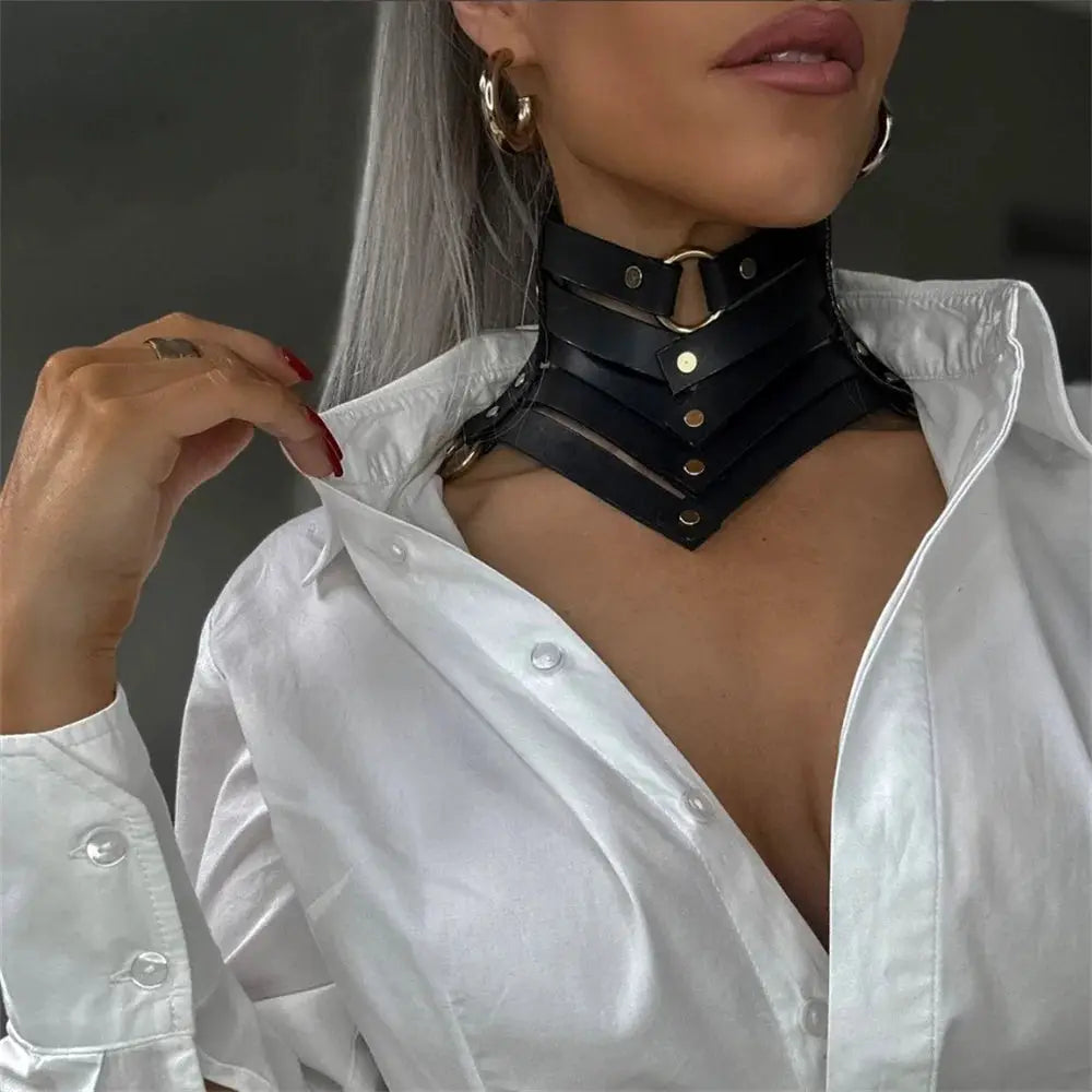 NoirVibe Gothic Leather Choker Necklace With Riveted Straps And Buckle Closure Harajuku Punk Style For Women