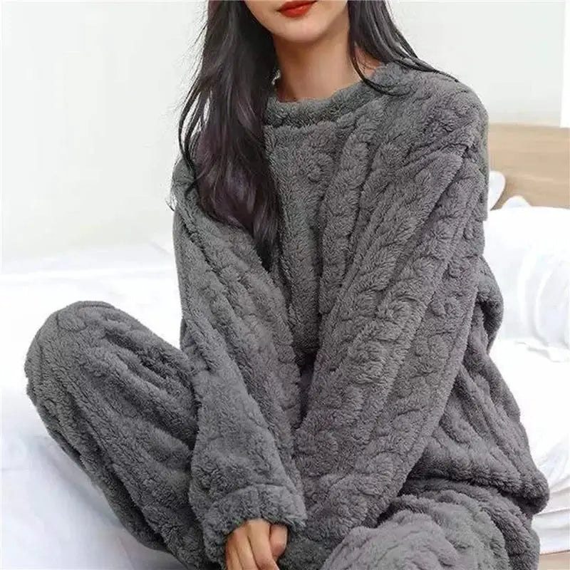 VelvetLuxe Soft Coral Velvet Jacquard Pajama Set With Ultra Warm Fleece Lining For Women Winter Comfort