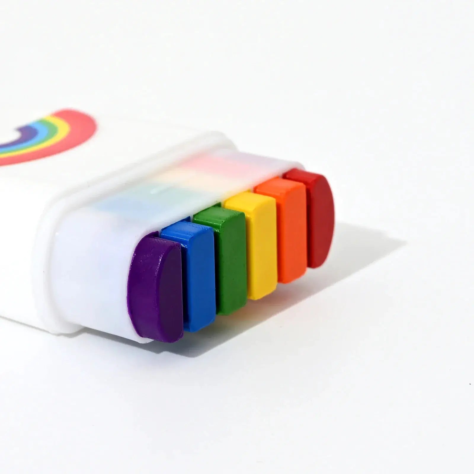 Simples Market 6-color rainbow crayon paint sticks set in purple, blue, green, yellow, orange and red