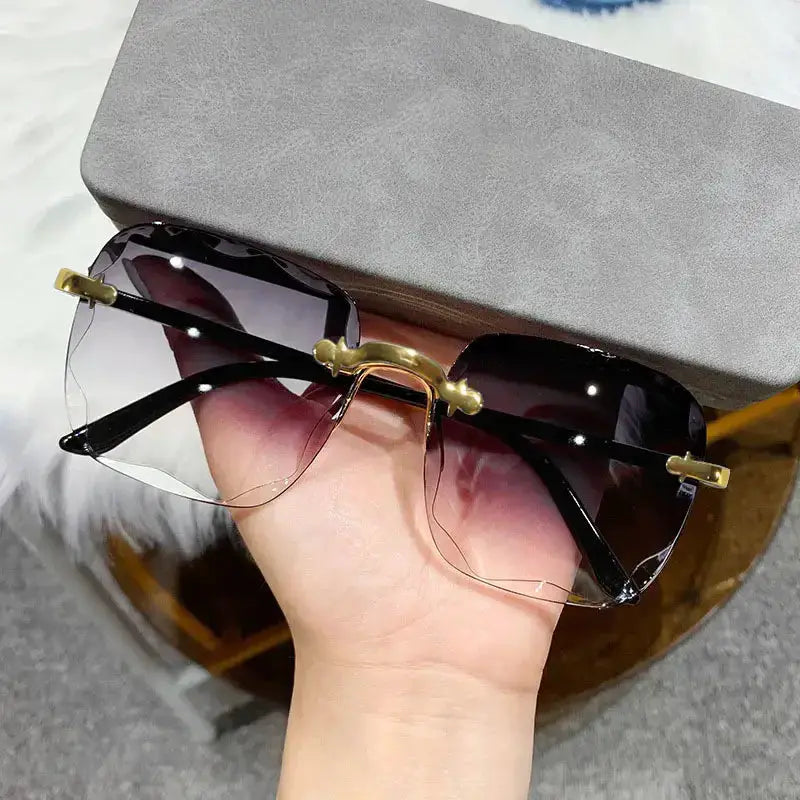 Luxury Brand Designer Square Rimless Sunglasses Three Pack UV400 Protection Red Fashion Sunglasses For Men Women