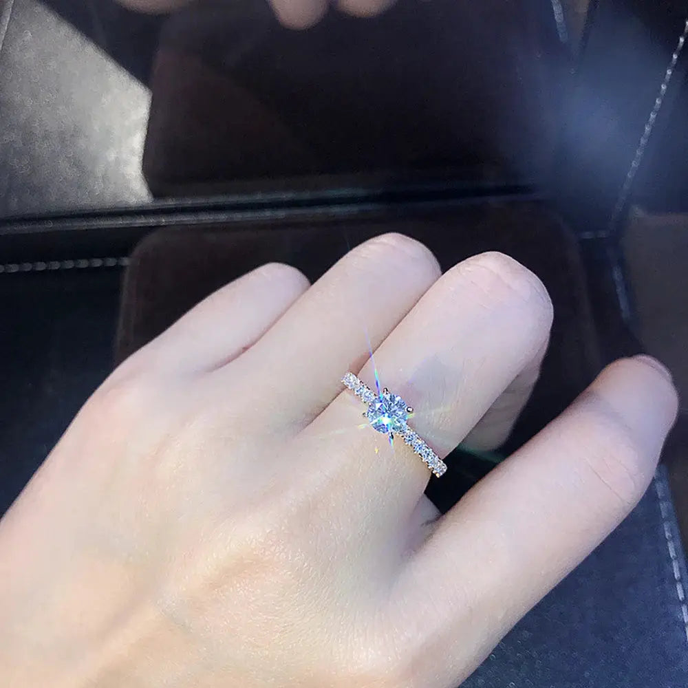 Huitan Classic Four Claw Design Round Zirconia Wedding Engagement Ring for Women Three Color Options Available