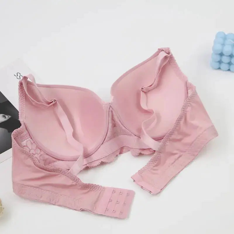 Pink Simples Market push-up bra with lace trim, adjustable straps, back hook closures
