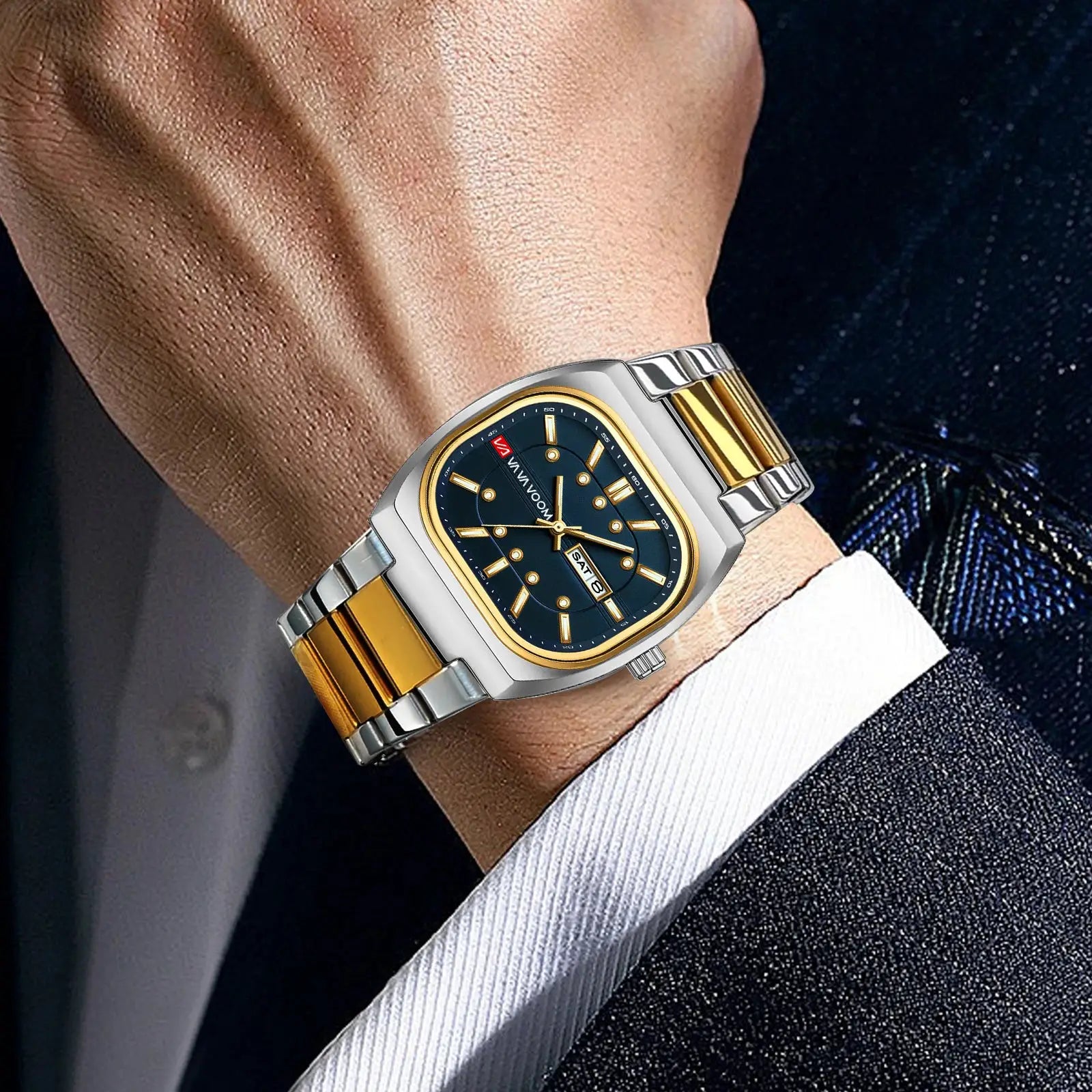 Men's 40mm square quartz watch from Simples Market, blue dial with gold accents and two-tone stainless steel band