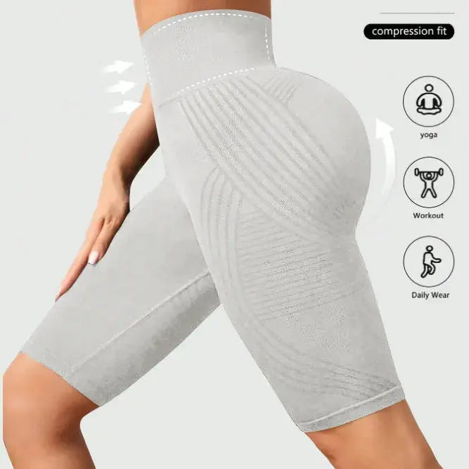 Simples Market high-waisted seamless yoga shorts for women in light gray knit fabric with compression fit.