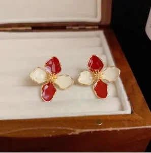 Hypoallergenic Stylish Vintage Flower Stud Earrings Gold Plated Stainless Steel For Women Party Jewelry