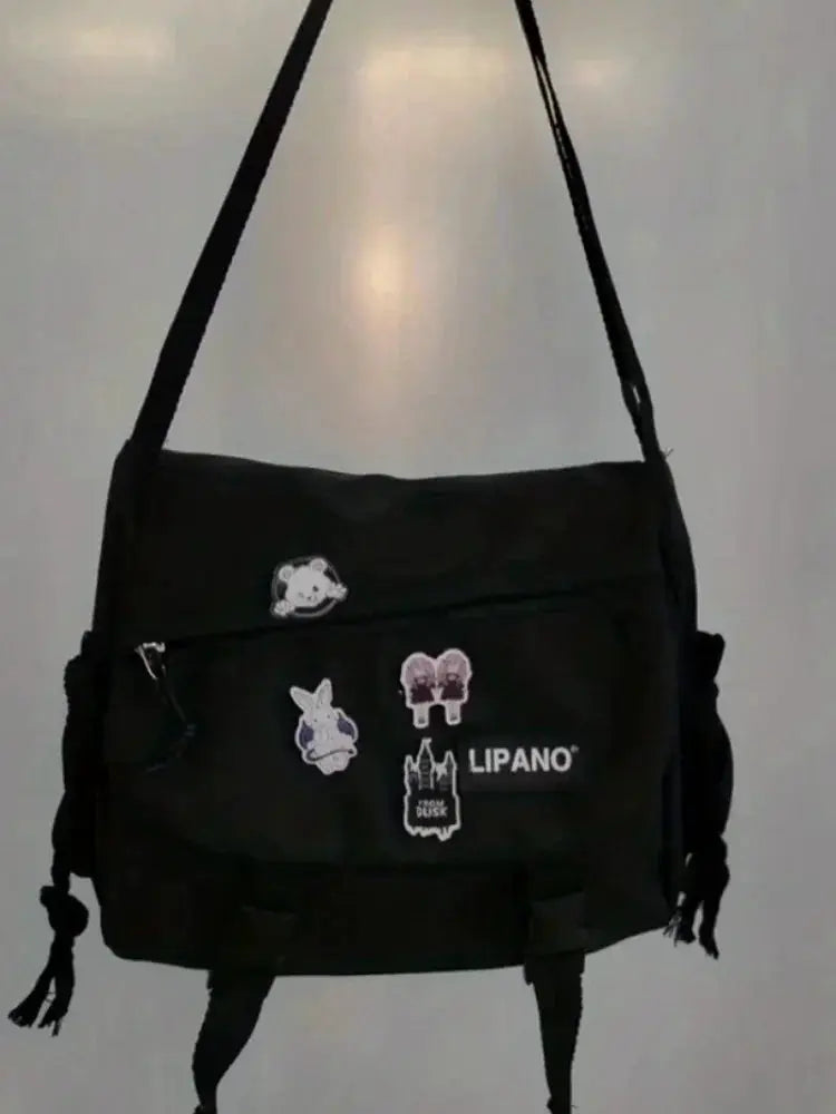 Black nylon crossbody messenger bag with patches; large-capacity, Lipano logo, Simples Market