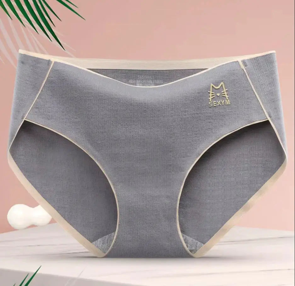 Seamless cotton panties for women by Sexym, grey with beige trim