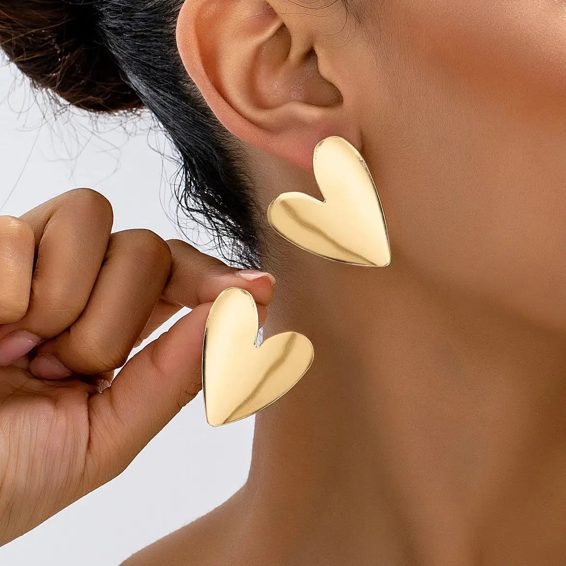 Smooth Irregular Heart Shaped Earrings For Women Elegant Stud Jewelry For Everyday And Vacation Wear
