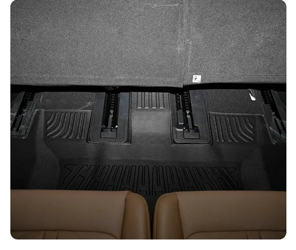 All-weather cargo liner for Kia Sorento Hybrid, black rubber trunk mat with backrest pad.
