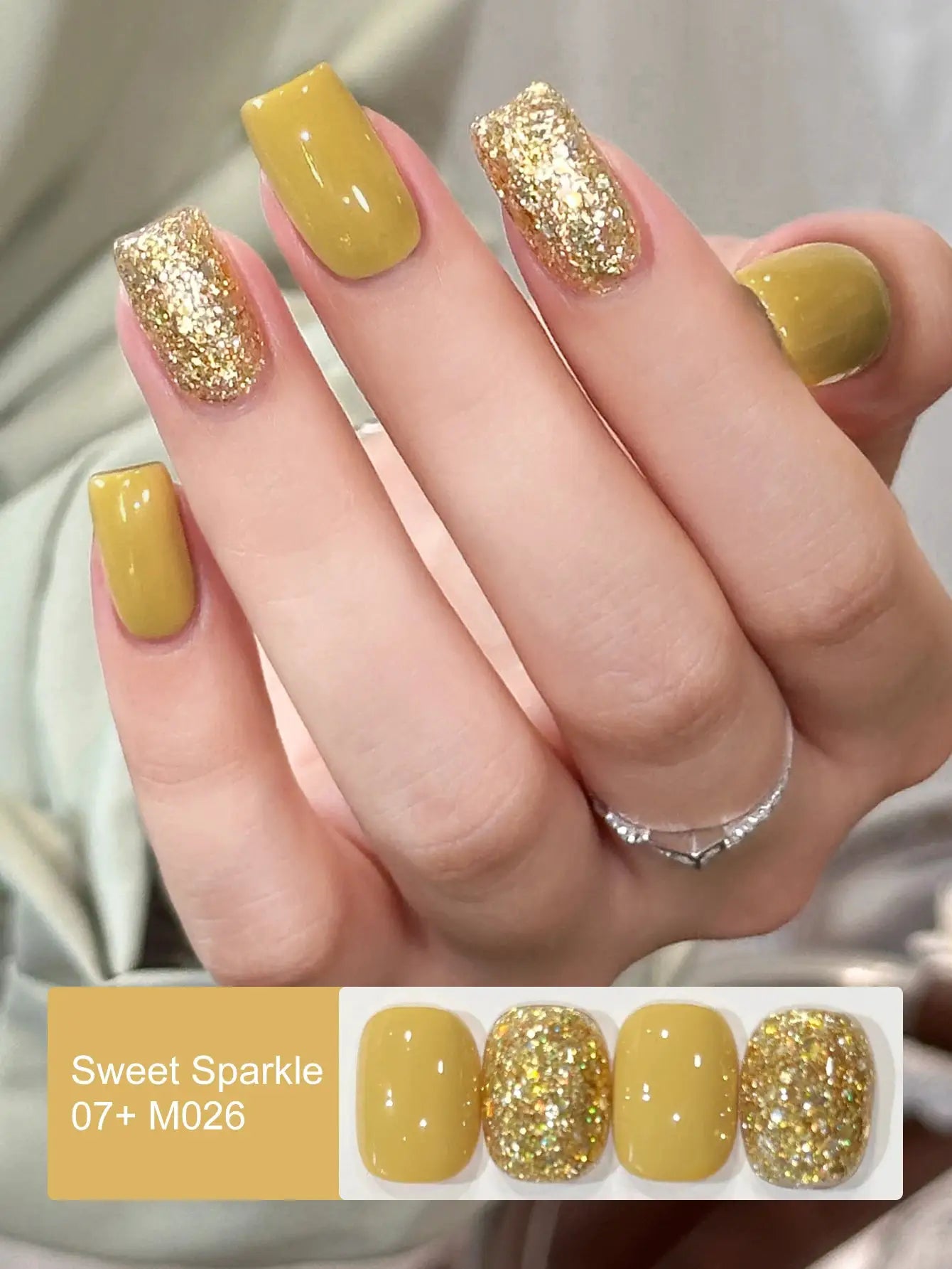 Simples Market nail art candy sequins gel set, 2/16 pcs, mustard yellow with gold glitter accents