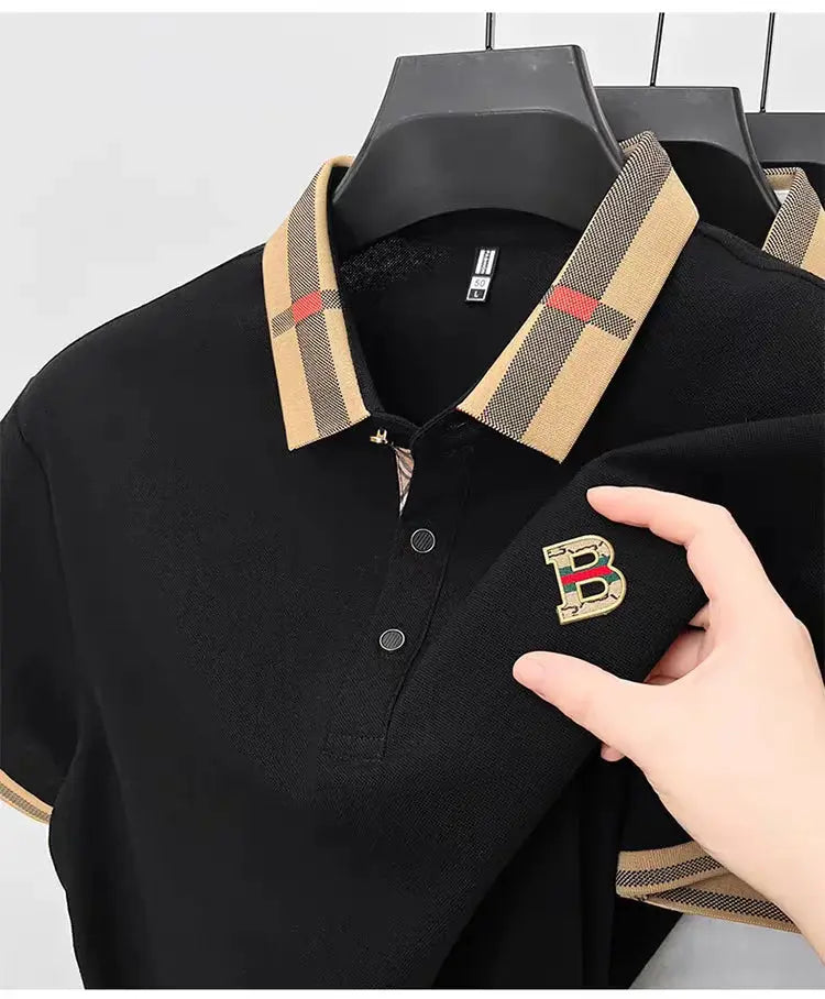 Simples Market men's black polo shirt with beige plaid collar and B patch, breathable silk cotton fabric.