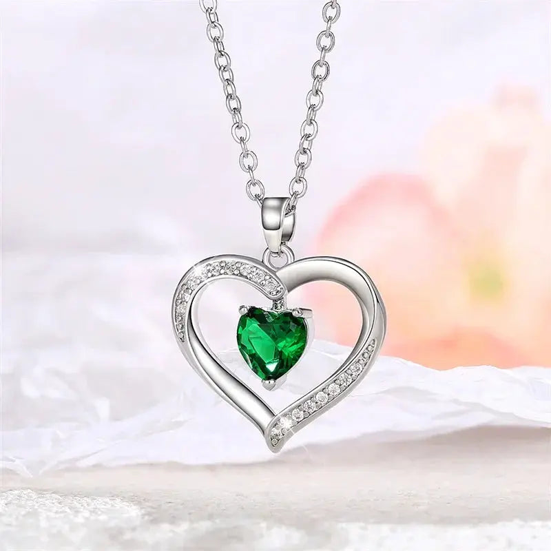 Heart Shaped Pendant Necklace Hollow Design Rhinestone Zinc Alloy for Women Gift for Best Friends Mothers Day Party Wear
