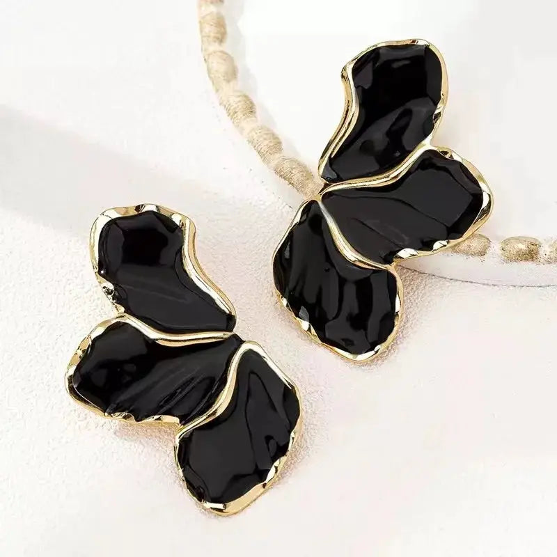Gold Plated Irregular Back Earrings With Cream Flower Detail Heavy Design Fashion Jewelry Ideal Family Gift