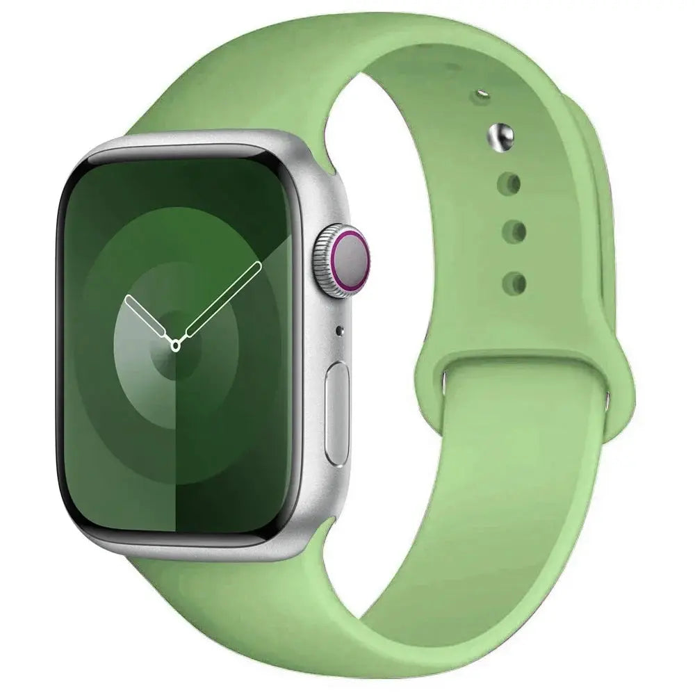 Green silicone Apple Watch band for 38–45mm cases, compatible with Series 8/7/6/5/4/3, SE, 9, Ultra 2