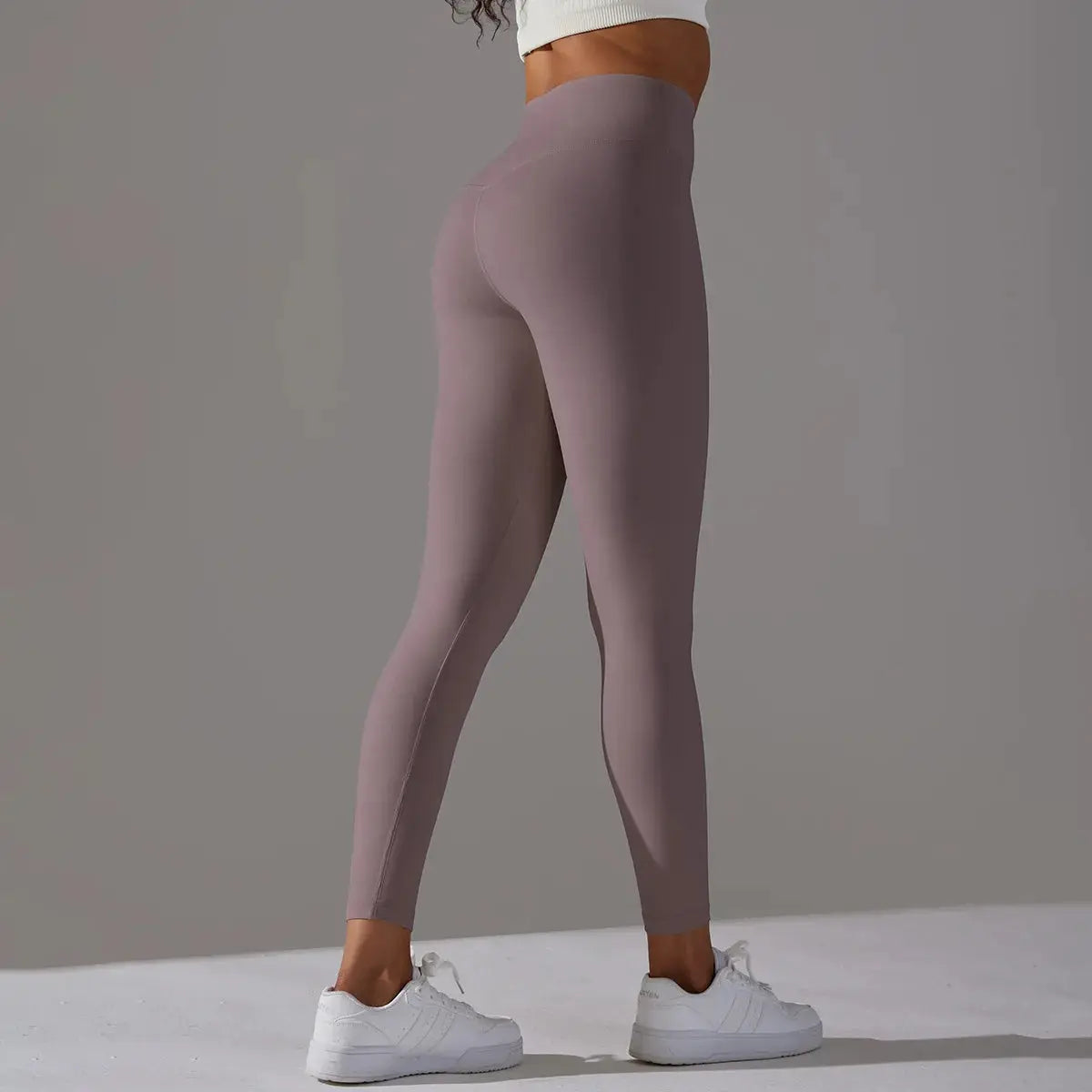 High waist Naked Feeling Leggings for women in mauve purple; full-length gym/yoga leggings with a snug fit