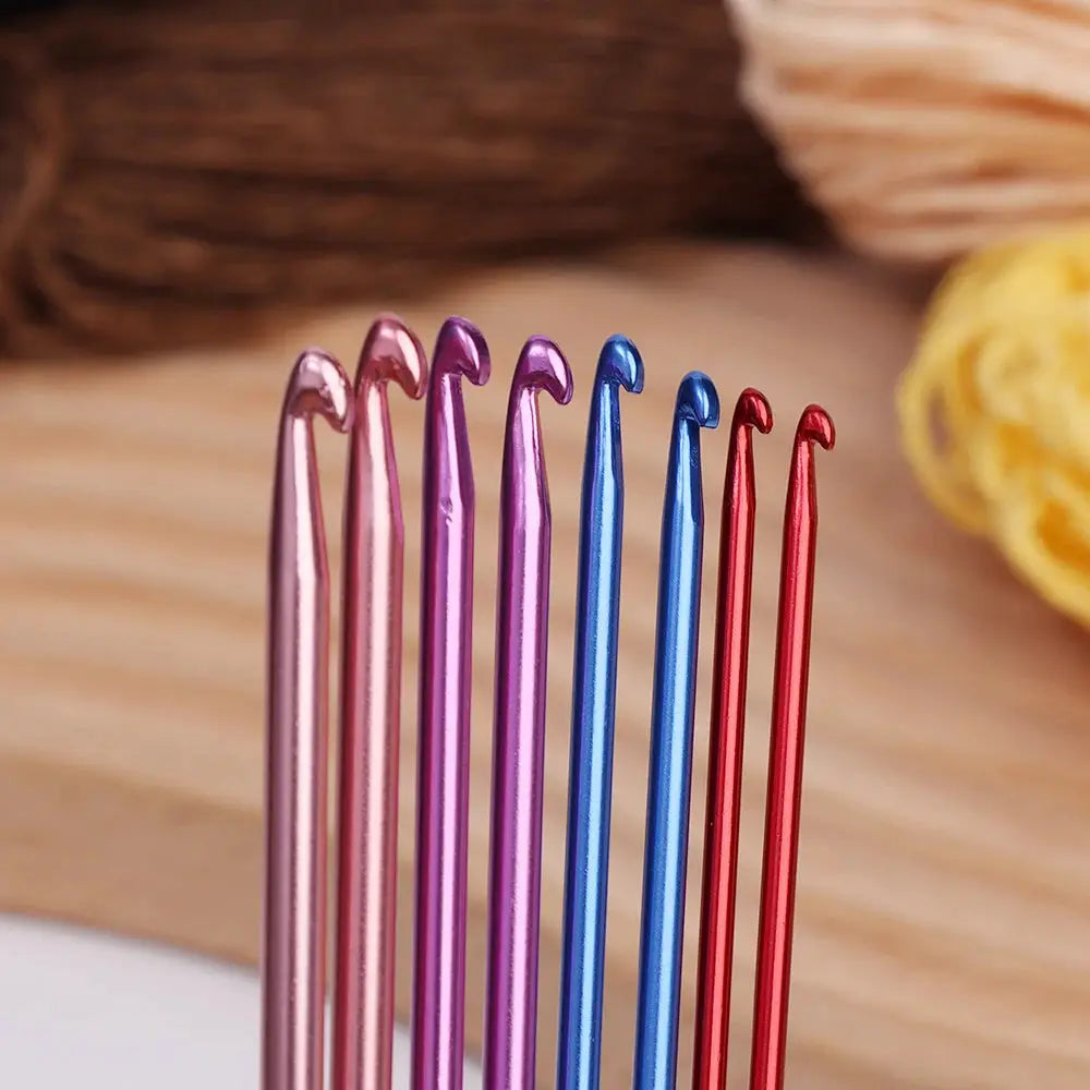 Crochet hook set, 8-piece colorful aluminum hooks with metal handles, Simples Market