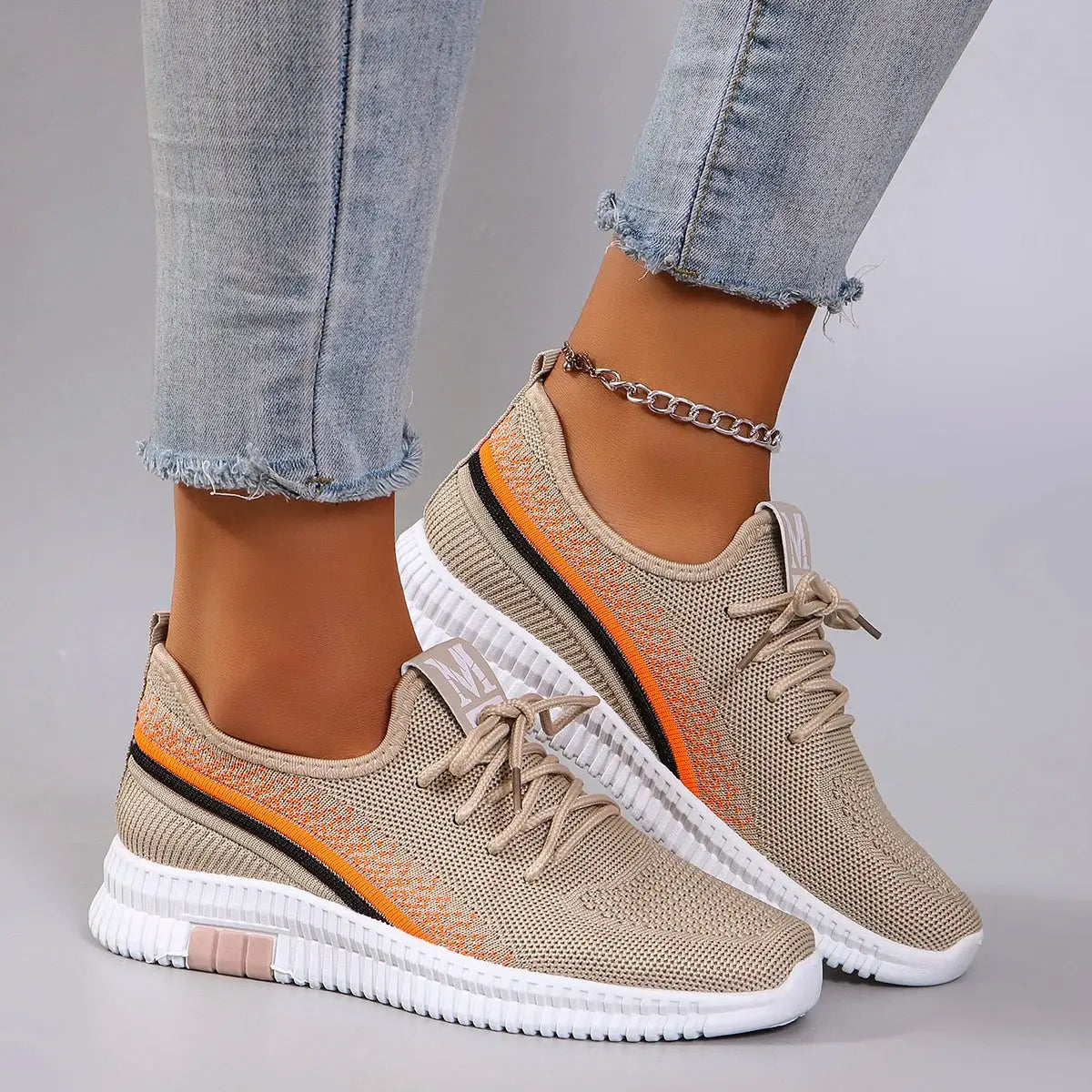 SwiftStride Womens Summer Breathable Mesh Flat Shoes Lightweight Casual Sneakers For All Day Comfort