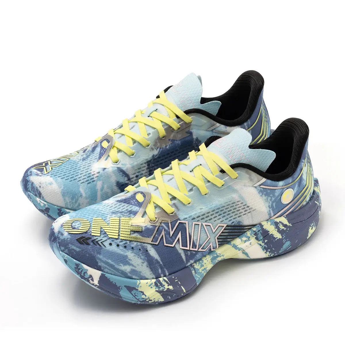 ONEMIX Marathon carbon-plate running shoes, ultra-light blue patterned sneakers with yellow laces, pair by Simples Market