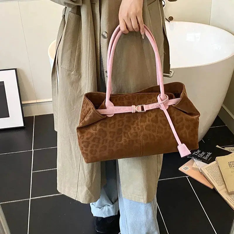 Leopard print PU leather shoulder bag with pink handles