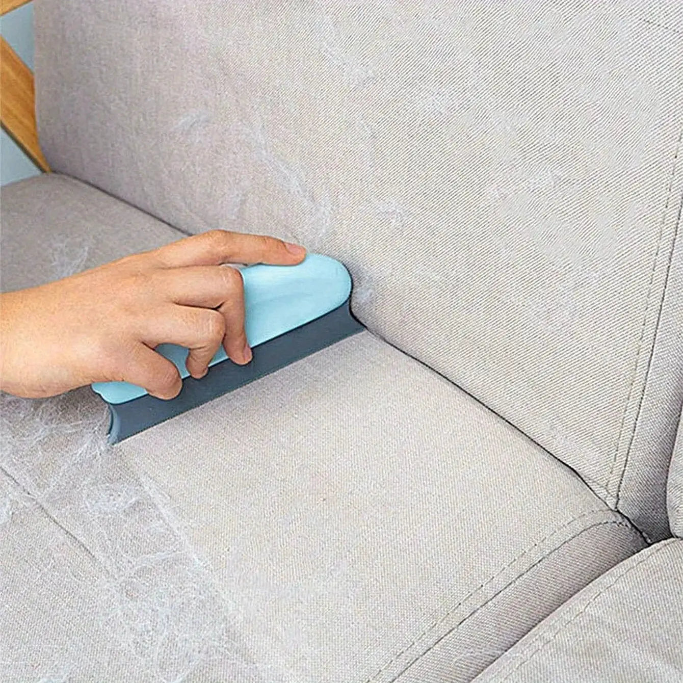 PetEase Pet Hair Remover Brush For Cats And Dogs Gently Shaves Loose Wool And Cleans Fur For A Neat And Tidy Home