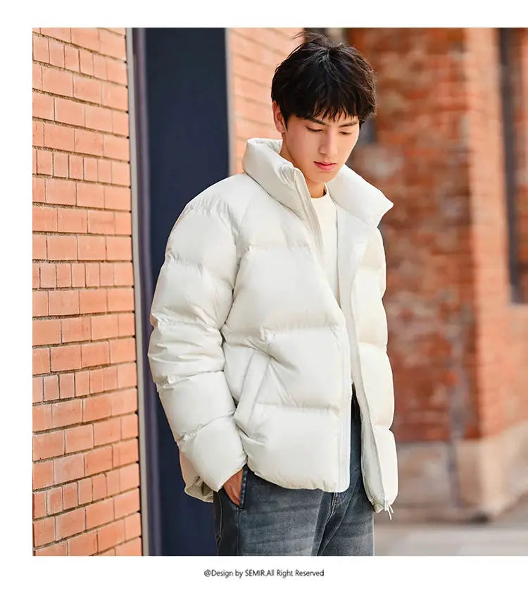 Semir white down puffer jacket; short quilted coat for men, winter thermal outerwear.