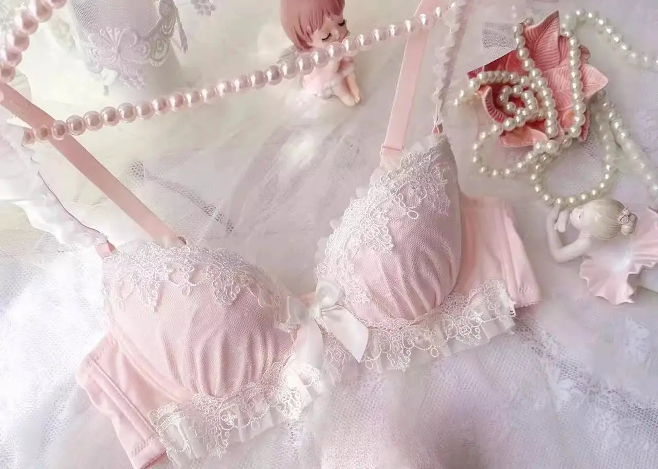 MOYISU Japanese Sweet Lolita bra set, G cup, pale pink lace with white trim and bow