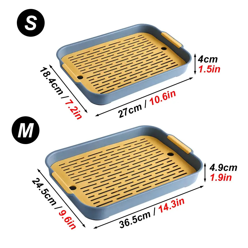Rabbit litter box by Simples Market, blue outer tray with tan perforated insert; two sizes shown (S and M).