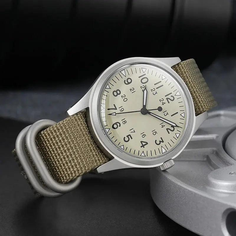 Militado ML07 quartz watch with beige dial, olive NATO strap, sapphire crystal, 100m water resistant, Simples Market