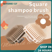 Two square silicone shampoo brush heads in beige and brown for scalp massage by Simples Market