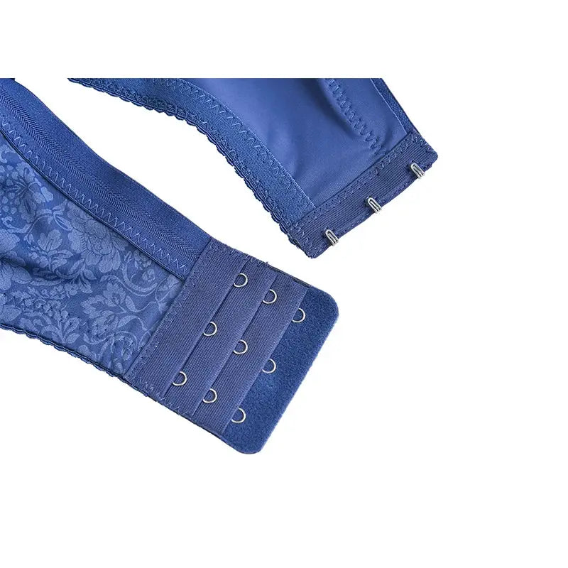 Blue floral-pattern bra with three-hook back closure and adjustable straps; DEF cup ultrathin lingerie