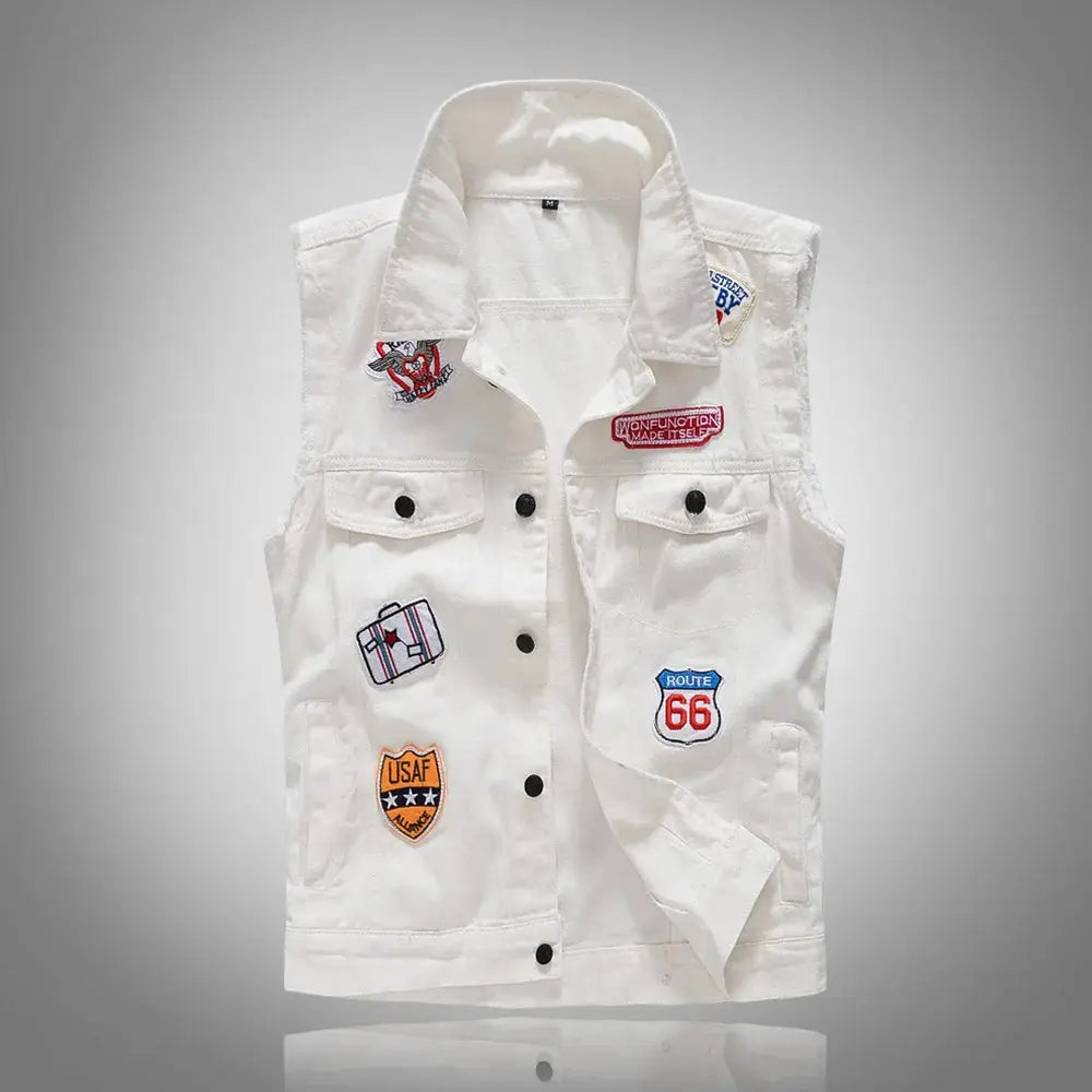 Men's white sleeveless vest with patches, front button closure and two chest pockets