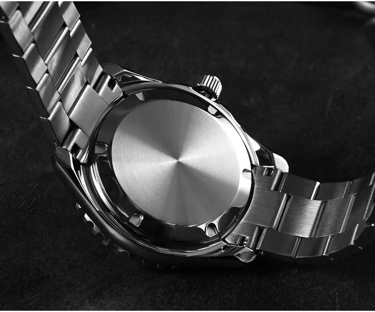 San Martin diver watch with brushed stainless steel caseback, screw-down crown, and metal bracelet