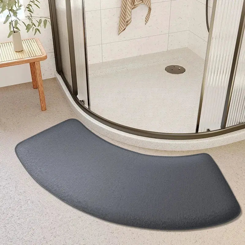 Thickened bathroom absorbent mat, curved non-slip shower door mat in dark gray.