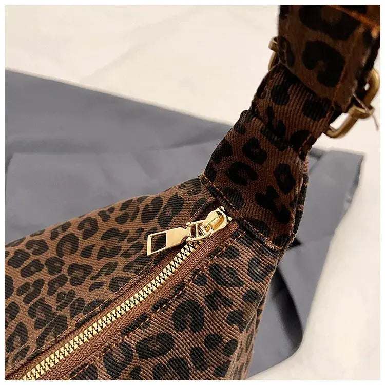 Leopard print crossbody shoulder bag, Simples Market, soft textile with gold zipper, large capacity for commute outings