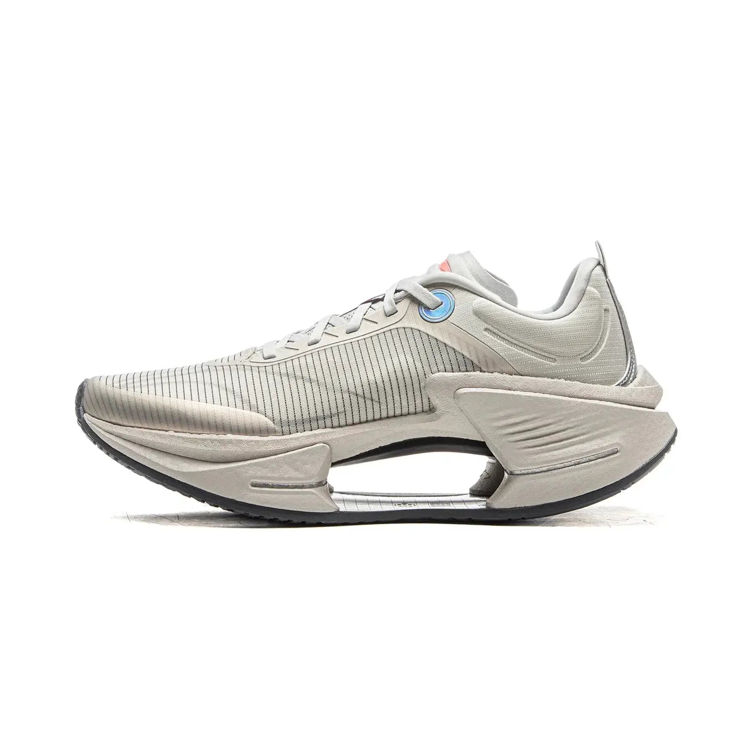 Li-Ning Shadow 3 Essential men's running shoes, beige with blue eyelet and light cushion midsole