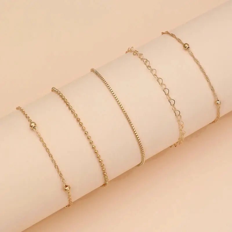 Five Piece Set Exquisite Gold And Silver Tone Thin Heart Chain Bracelets For Women Daily Wear Jewelry Accessories - Simples Market
