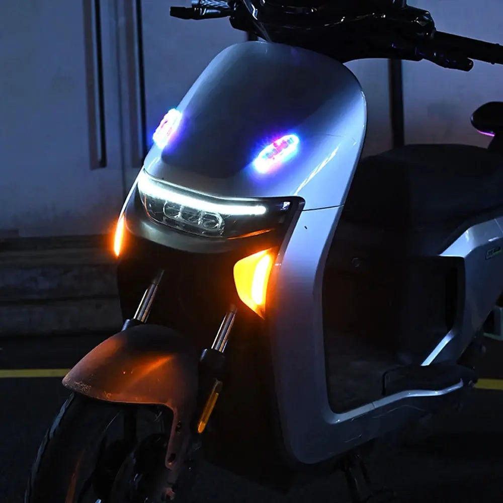 Solar LED Warning Light Strobe Flashing Safety Beacon For Motorcycles Cars Bicycles Anti Theft Auto Parking Rear Light