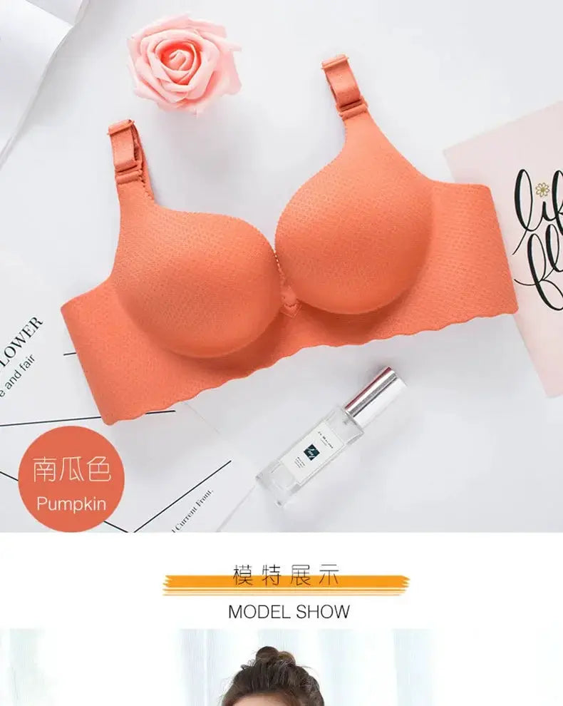 Extreme Push-Up Bra with 8cm thick pads, peach wireless double-cup, soft fabric, adjustable straps