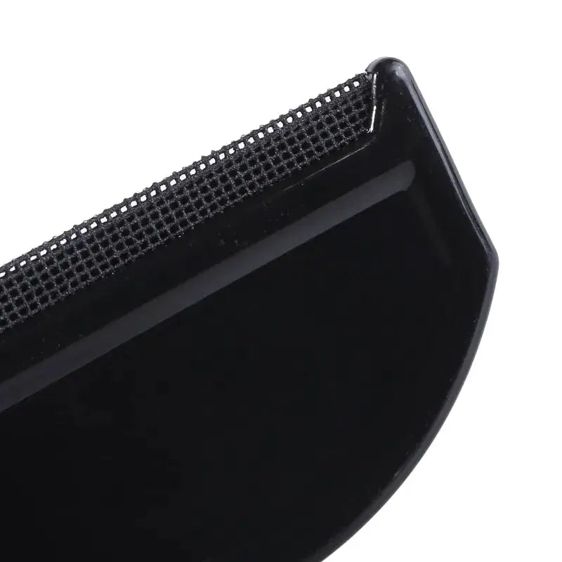 Lint remover shaver, black handheld fabric garment cleaner with comb edge