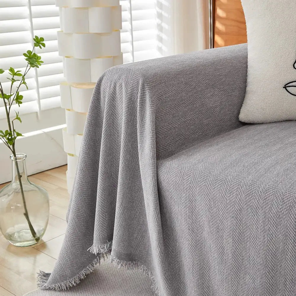 Couch cover Simples Market gray chenille with herringbone texture and fringe