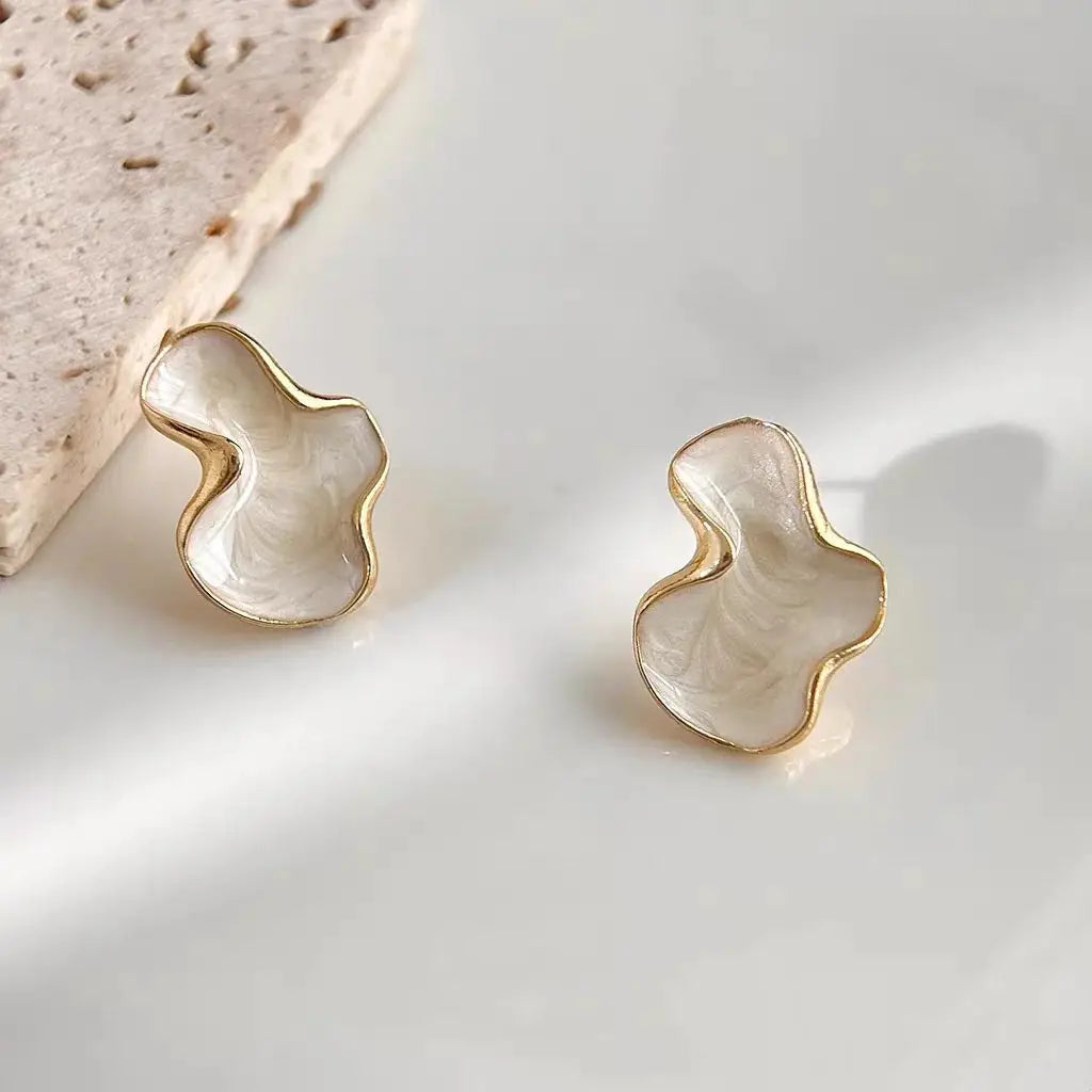 Abstract Alien White Cloud Irregular Stud Earring For Women Modern Minimalist Ear Jewelry Gift