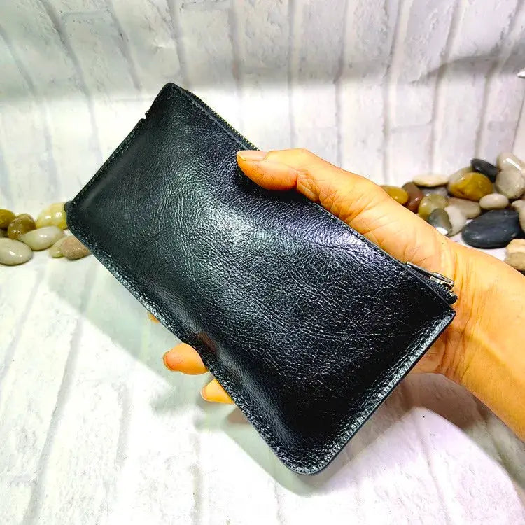 Mini zipper wallet; black leather, compact card/ID holder