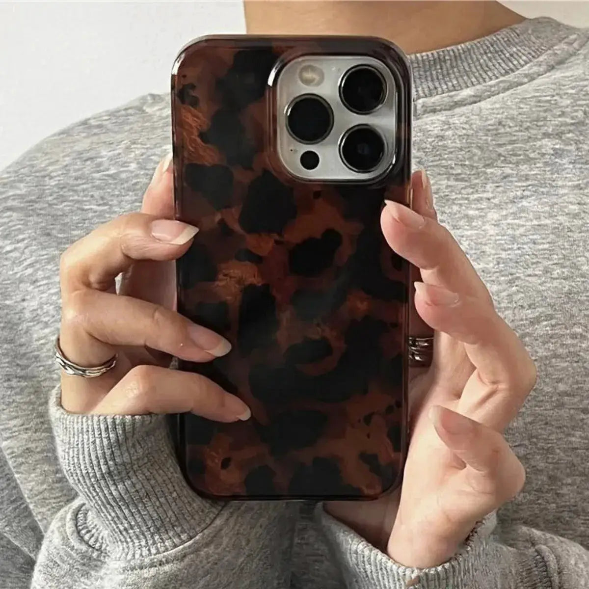 Retro Amber Texture Laser Phone Case Leopard Print For IPhone Through 17 Pro Max XS XR 16E Soft Cover