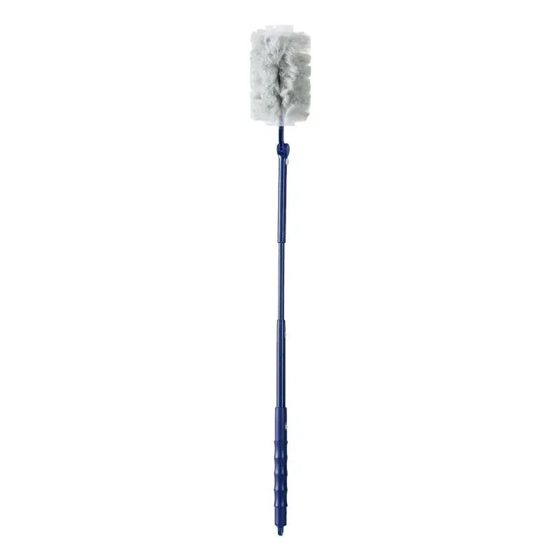 Extended pole dust collector with blue telescopic rod and microfiber head