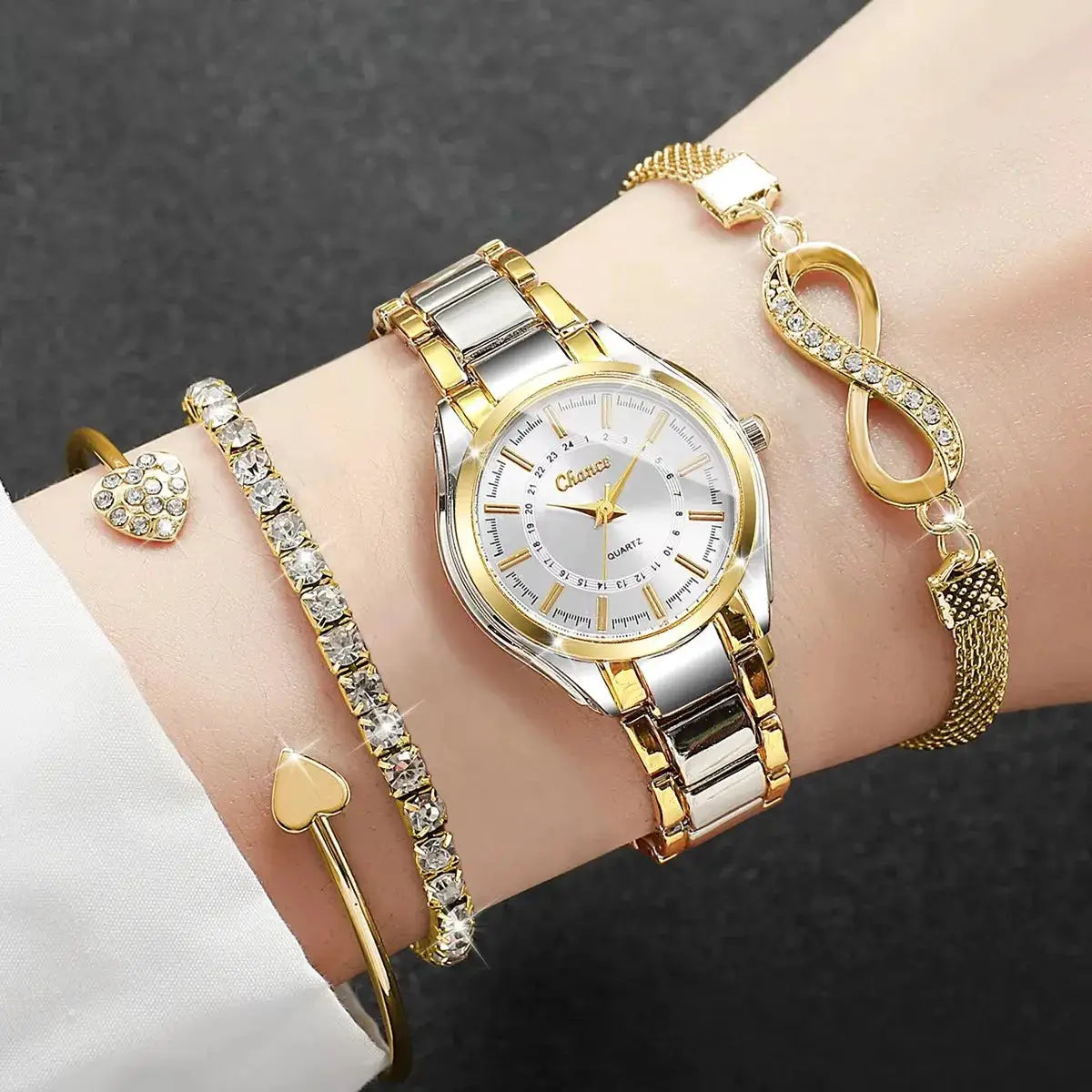 4-piece women's watch and bracelet set with gold and silver analog quartz wristwatch and rhinestone bracelets