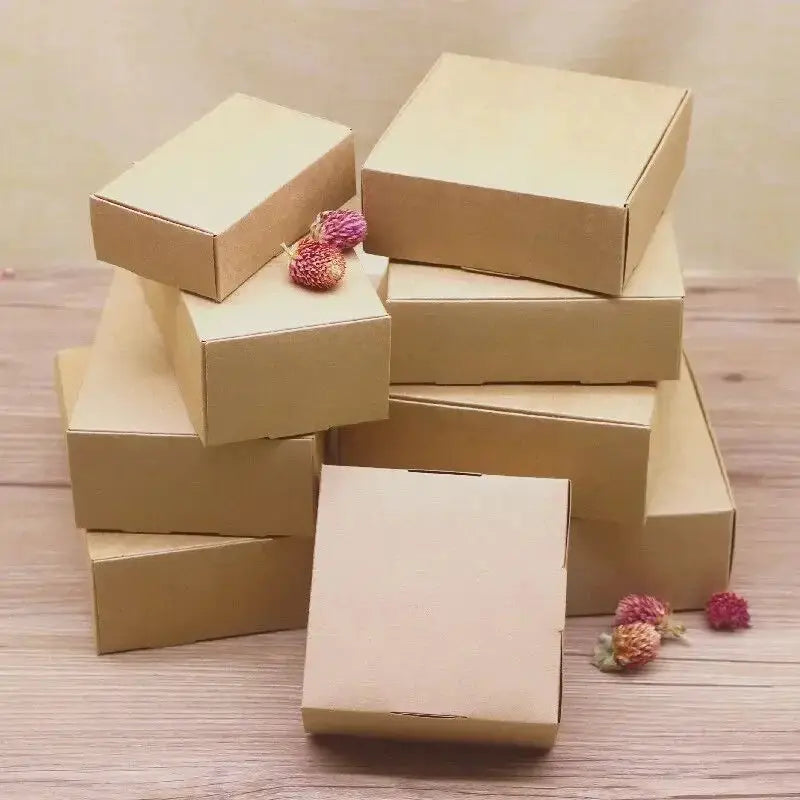 10 Piece Kraft Gift Paper Boxes Set Multiple Sizes White Or Natural Kraft Finish 250 To 300 GSM Cardboard